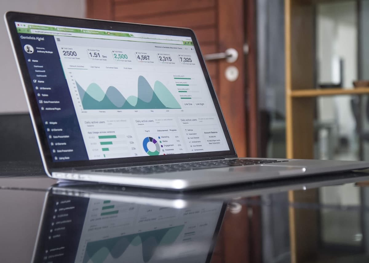 Construction cost planning with calculators and reports